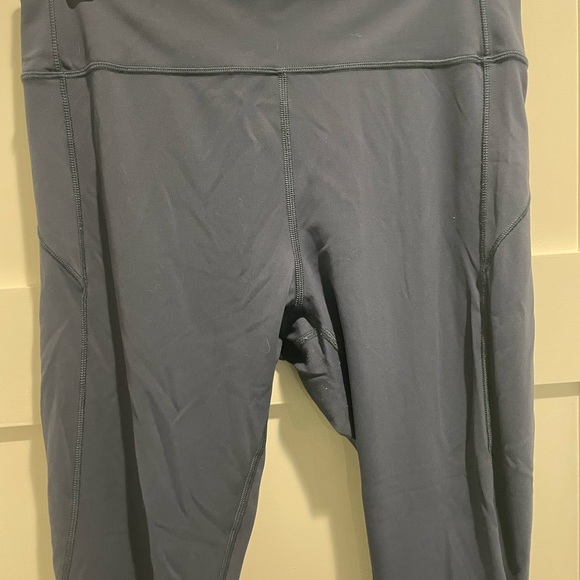 LULULEMON Navy Blue Leggings - Picture 2 of 9